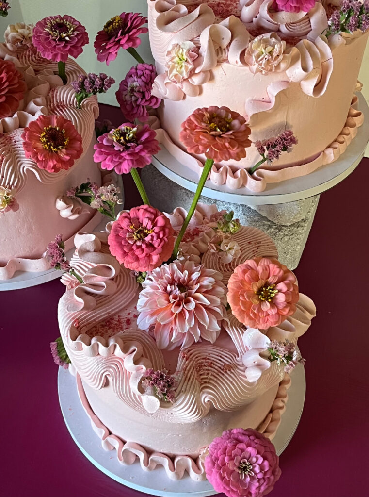 Deaux Baker Austin Cake Styling