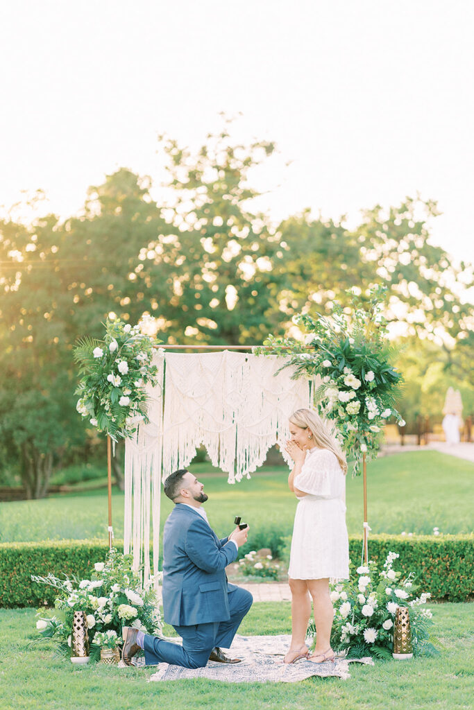 Amore Austin plans epic proposals.