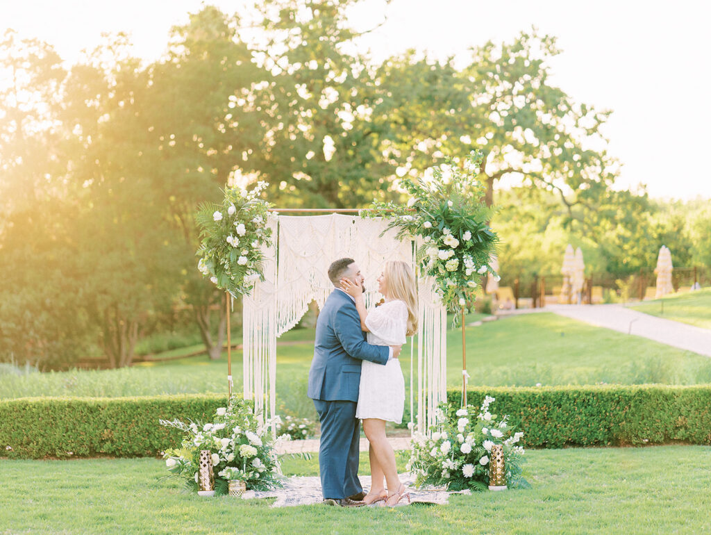 Amore Austin plans epic proposals.