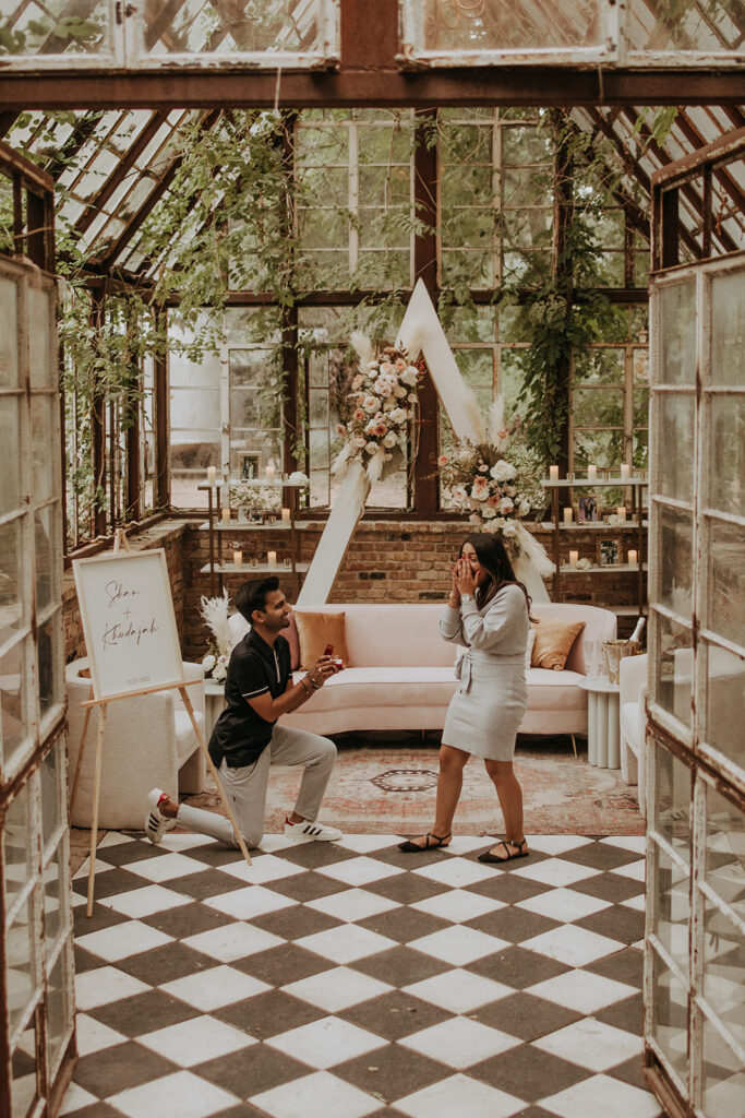 Amore Austin plans epic proposals.