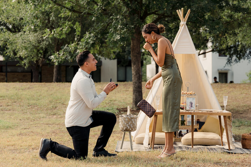 Amore Austin plans epic proposals.