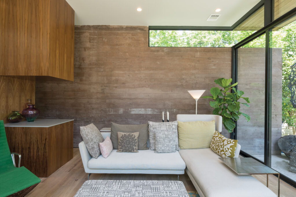 Bercy Chen Studio Mexican Modern Home