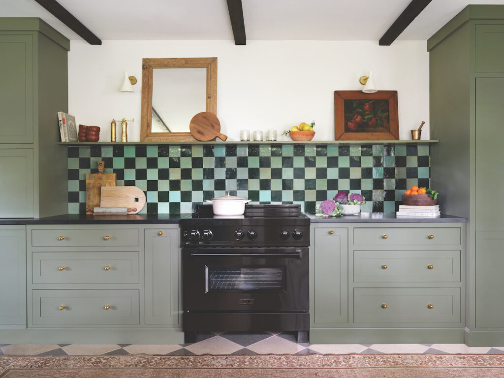 Lindsay-Brown_Anastasia-Casey8722-V2