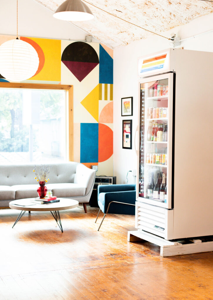 Dear Dry Drinkery (photo by Caitlin Rounds)