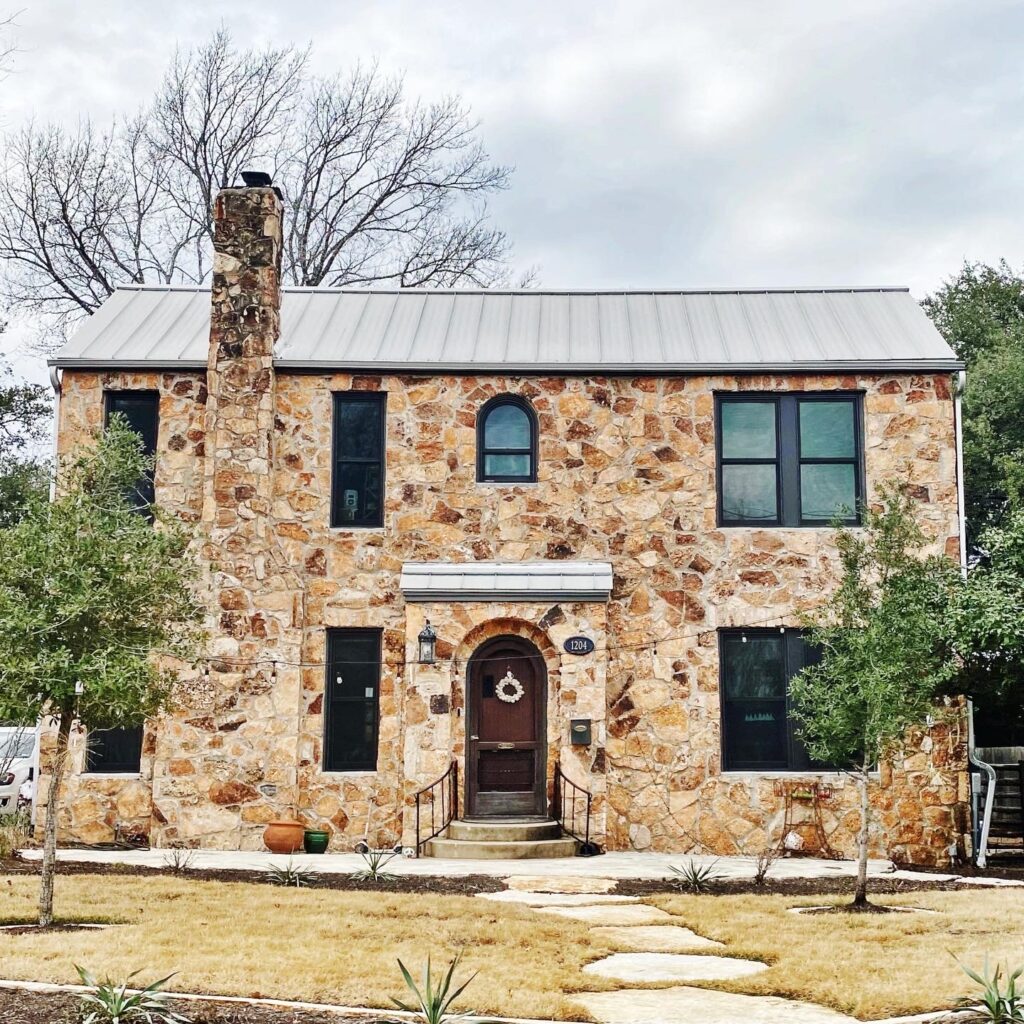 Stone-Colonial-in-Zilker