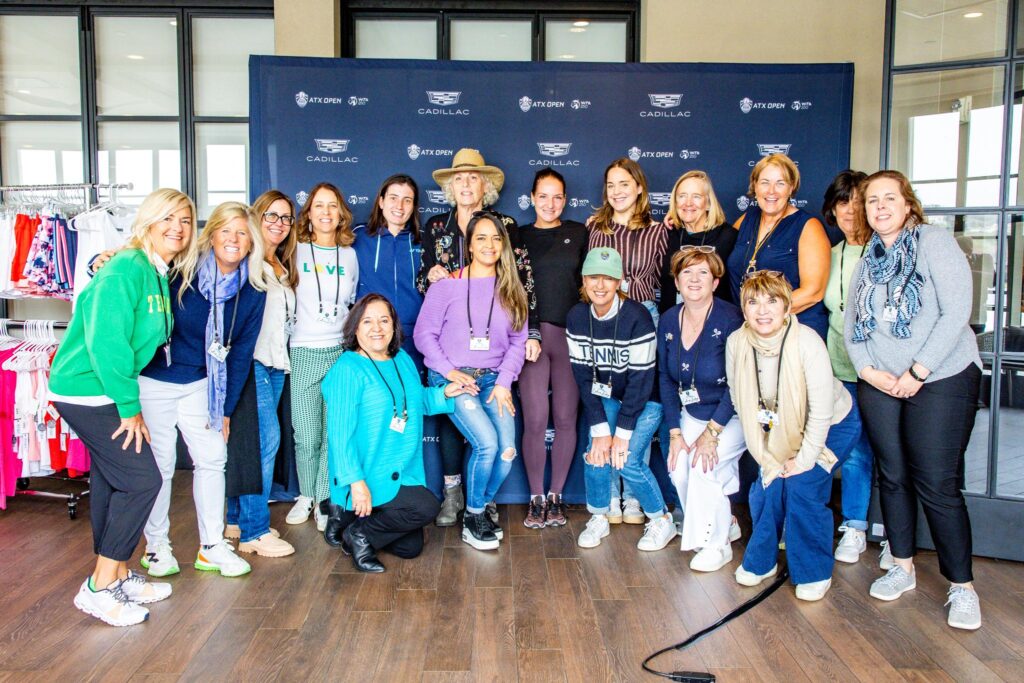 dffefc70433e4aff9482030b41bd629f_v62wjzmh3zxcnxwlm6nb9uwsgyznc4iu__Wednesday Feb. 28_Ladies Day 2024_Ladies Day Group Photos_ALEX9608__2048