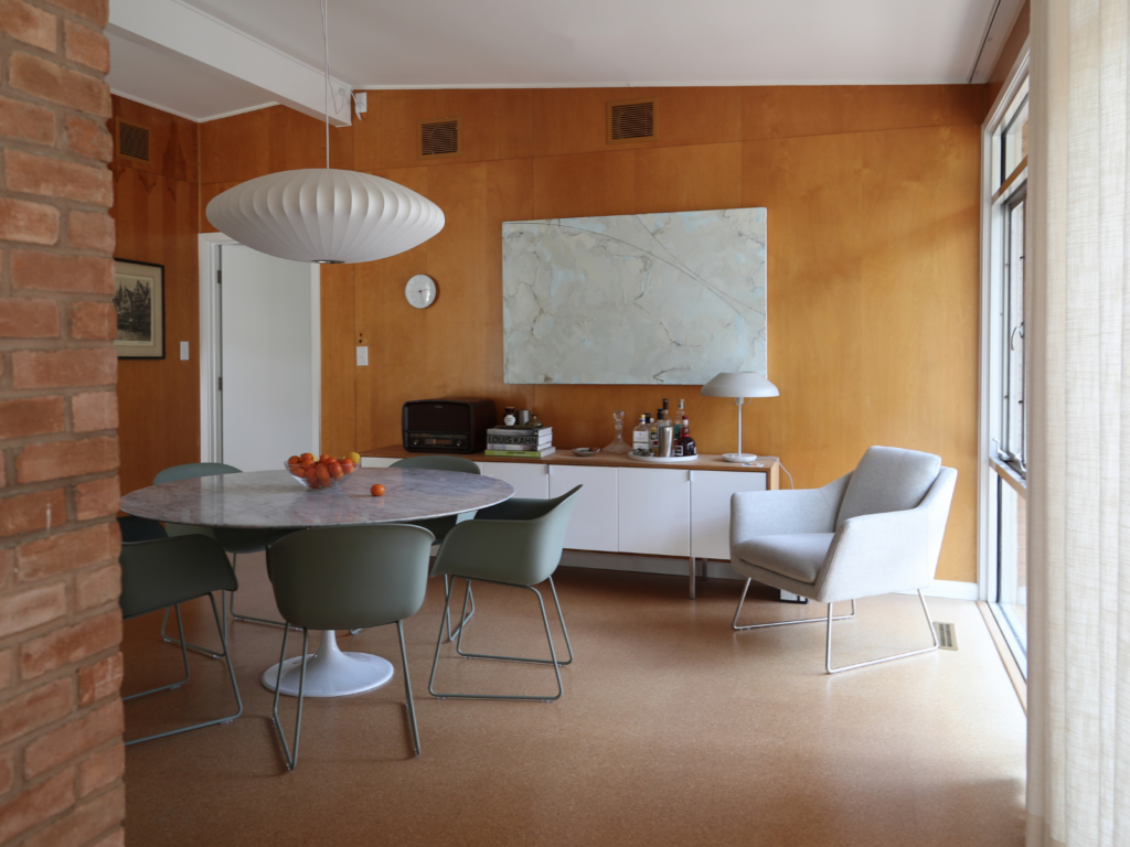 La Ronde_Jenn Rose Smith