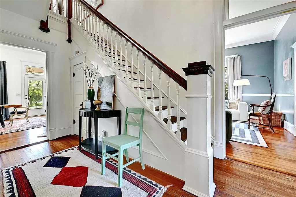417 Cibilo Street (photo courtesy of Blairfield Realty).