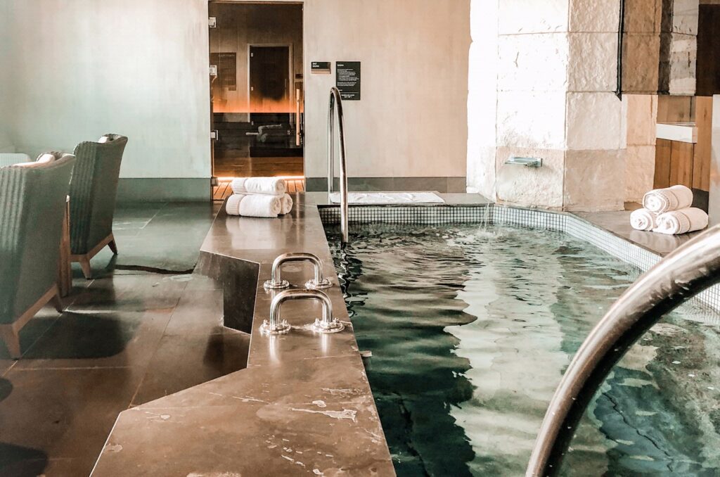 Loma de Vida indoor soaking tub La Cantera Resort