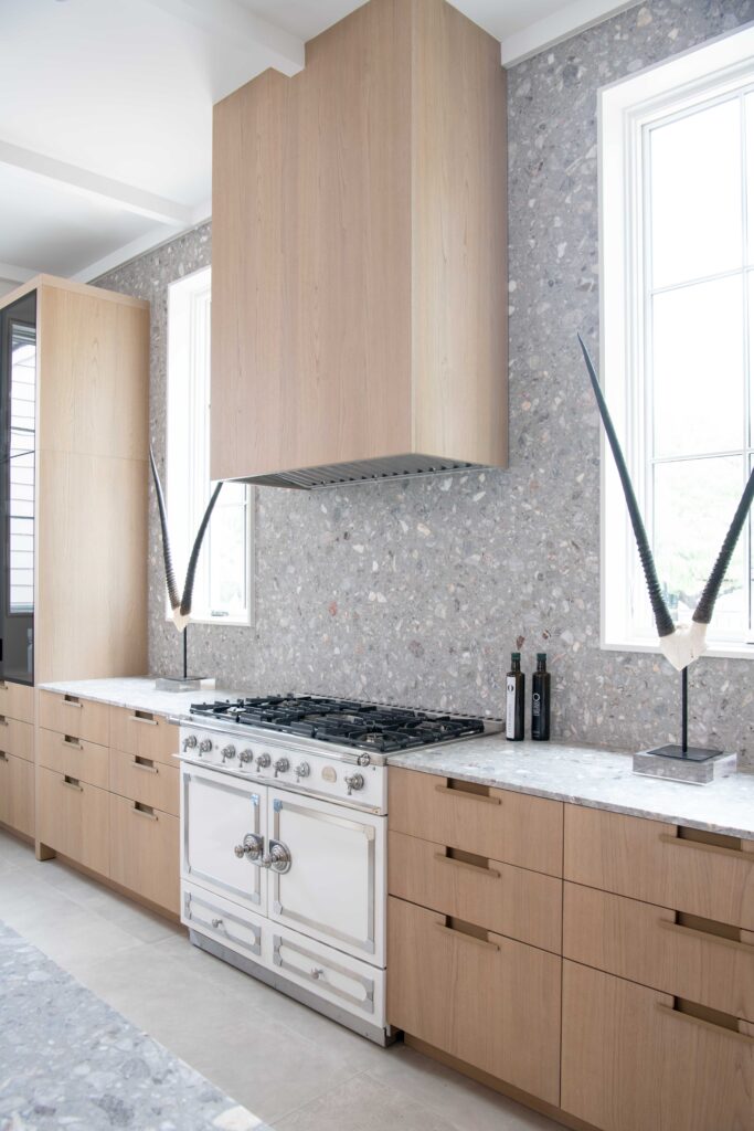 2712 Maria Anna Kitchen & Bar Design StoveTop