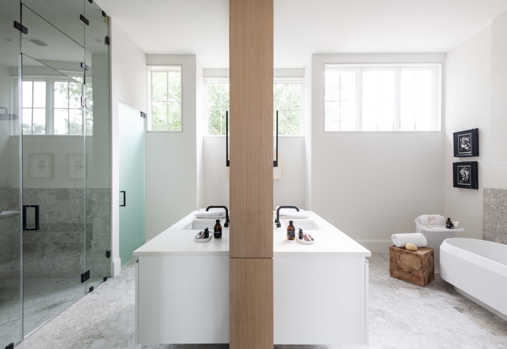 2712 Maria Anna Primary Suite Bathroom