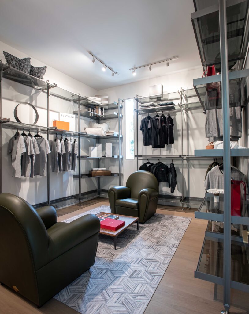 2712 Maria Anna Primary Suite Closet