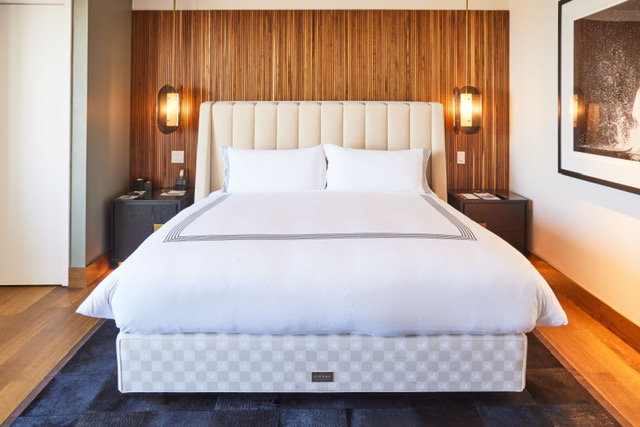 Hästens Drēmər Bed at The Thompson Dallas