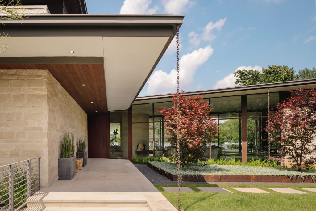 Entry (photo credit Chase Daniel)