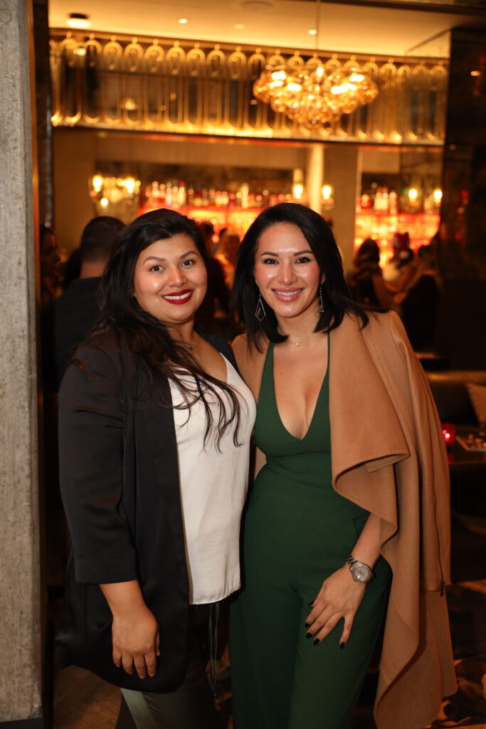 Betty Geerra, Vanessa Leedy