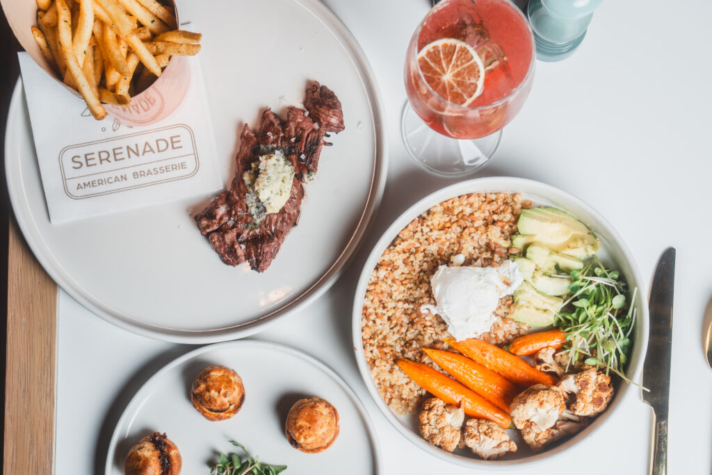 Serenade at the W Austin (photo by Roger Ho)