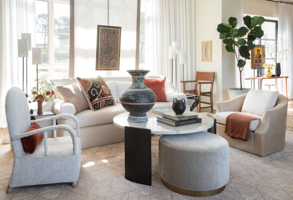 Mohon Interiors Home Renovation in Austin, Texas (photo by Peter Vitale)