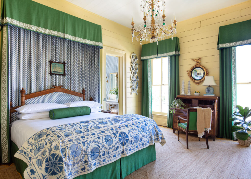 Suite 4 at 1875 Guest House