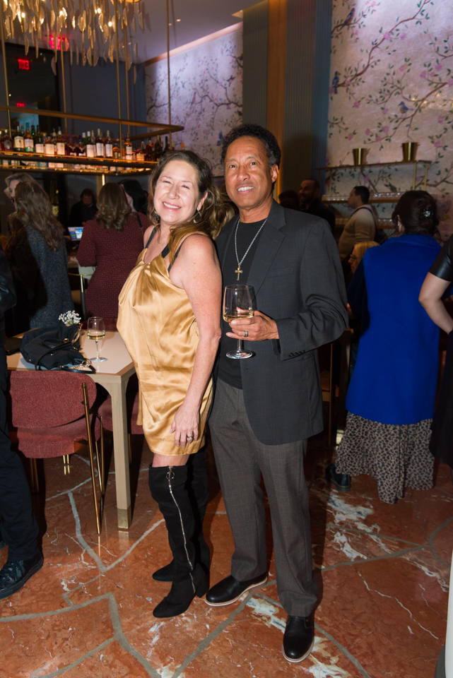 Robin Wylie, Armand Daniels