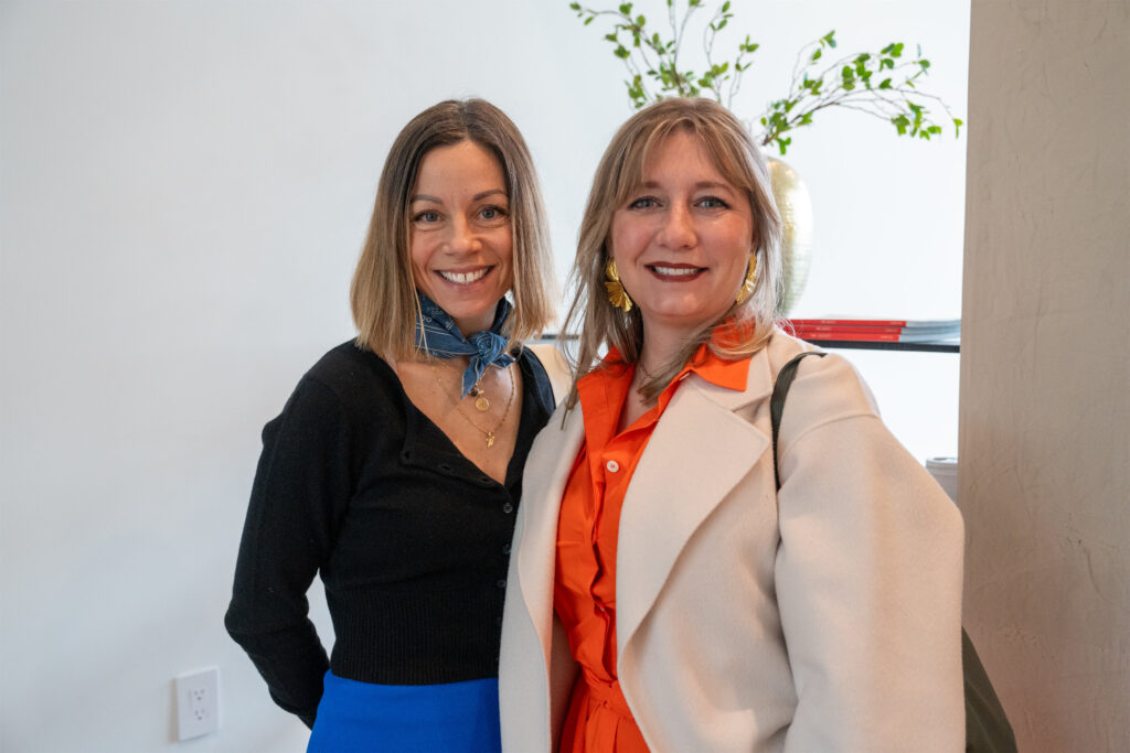 Wendy Smith, Kristen Brown