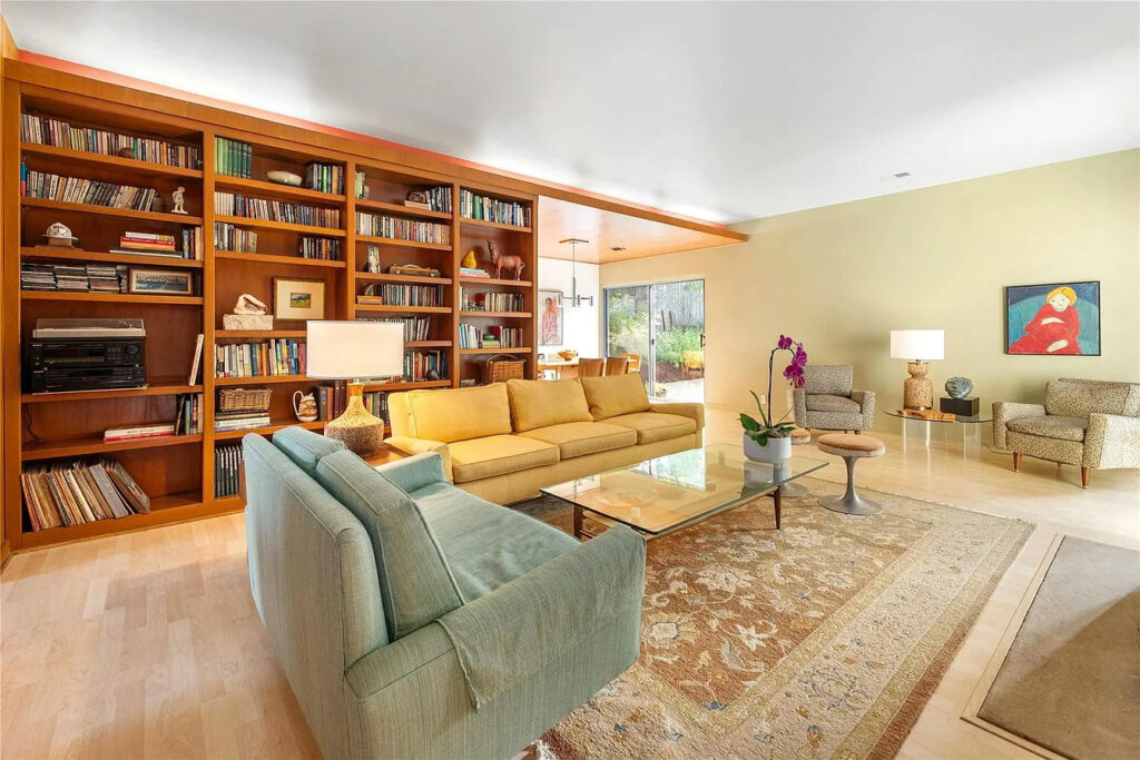 1813 Vance Cir. (Photo courtesy of Compass RE Texas)