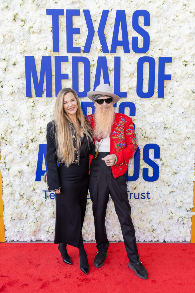 Gilligan Stillwater, Billy Gibbons