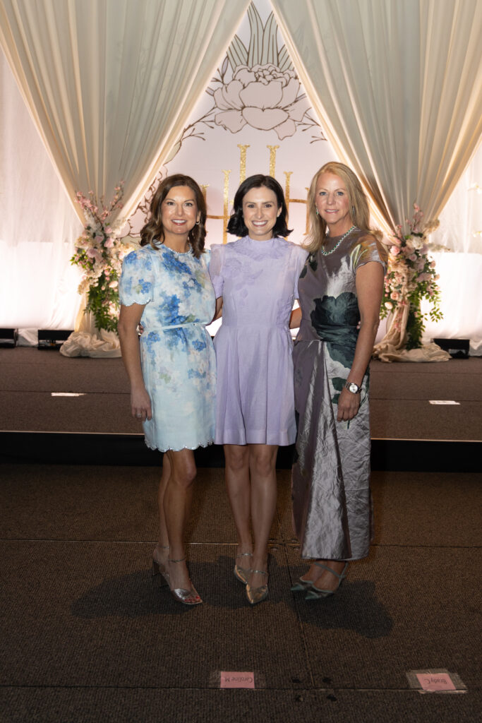 cb.25-147-Taylor Harper,McKenna Blissit,Meredith Bagan