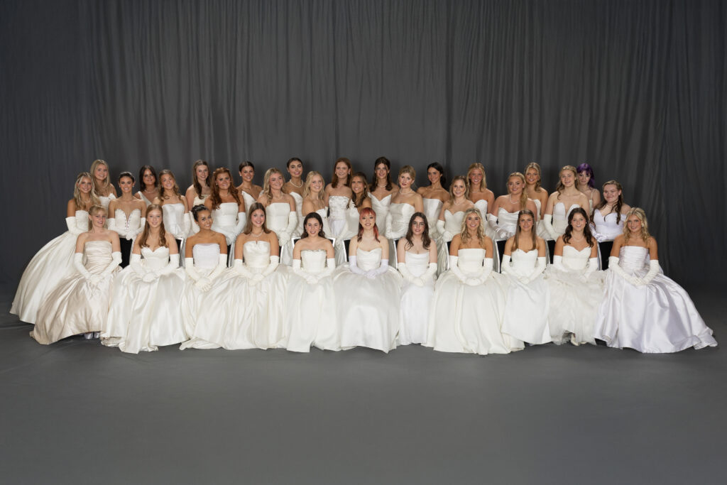 cb.25-1990- Helping Hand Debs