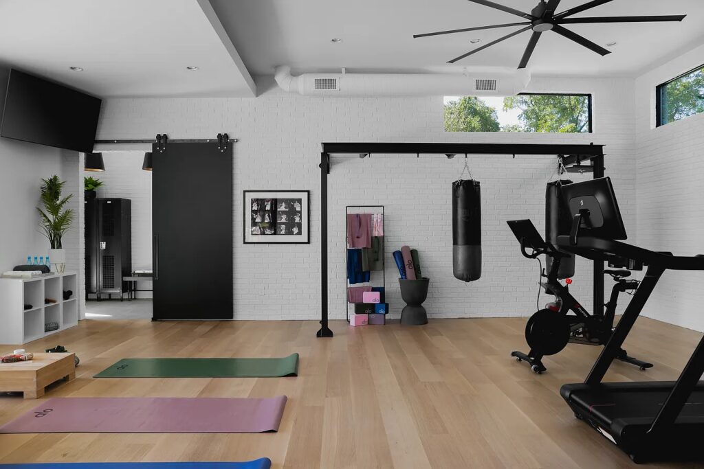 f44fe9ad13f5b83b63a5a4361bf5d3a8-uncropped_scaled_within_1344_1008