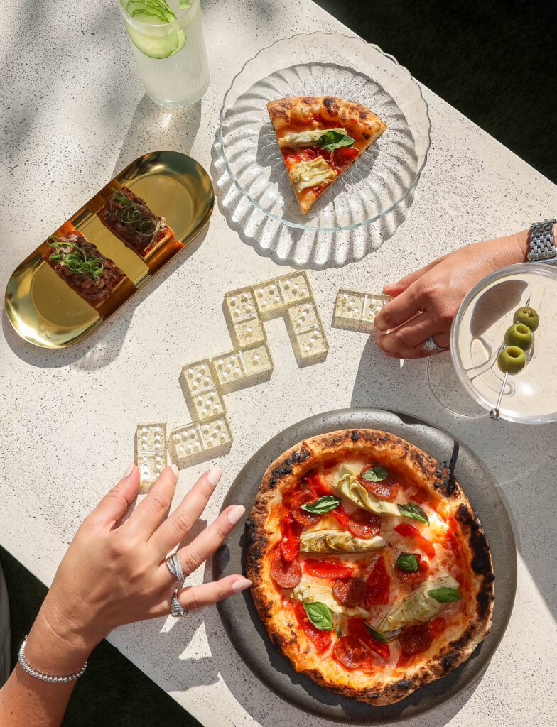 mahjong, pizza, cocktails at Prélude Country Club