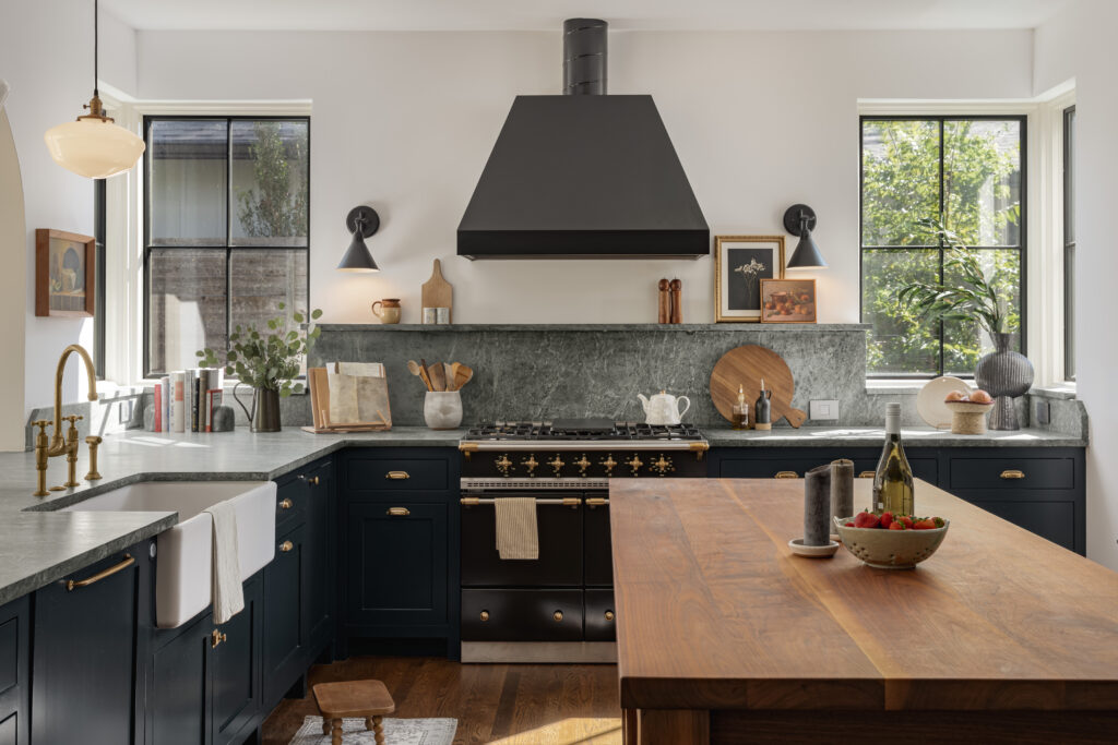 Interior & Exterior: 48th Street