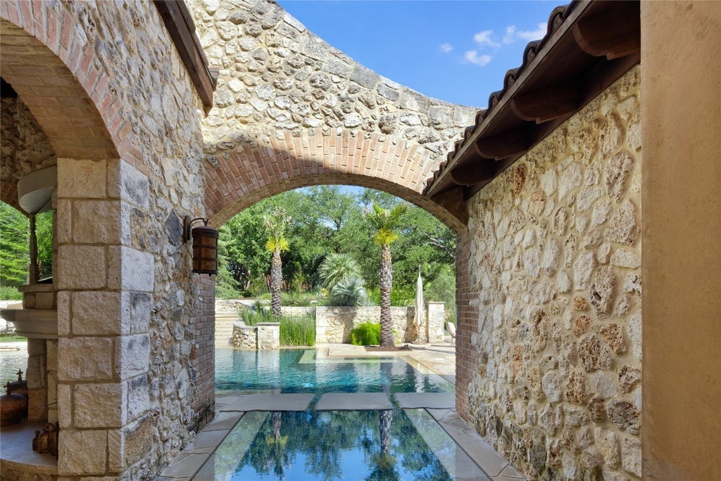 3500 Bunny Run, Austin, TX