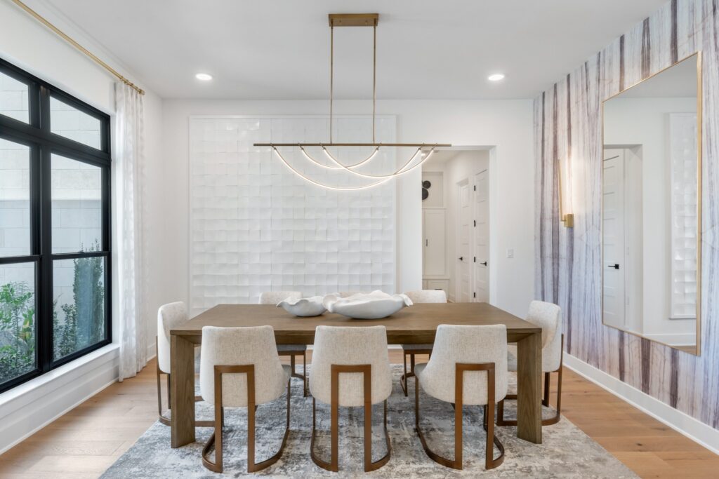 Overlook at Westlake Dining Room (photo courtesy of MileStone Community Builders)