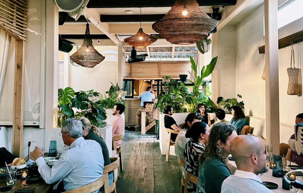 NOMADÉ Cocina Austin - patio