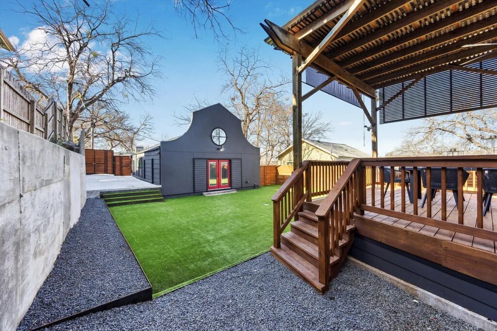 (Photo courtesy of Kuper Sotheby's International Realty)