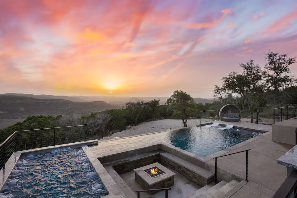 Highball by Speakeasy Resorts in Concan, Texas. (Photo courtesy of Airbnb)