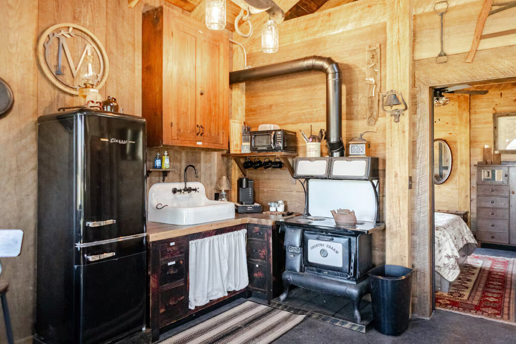 Ranch in Paris, Texas. (Photo courtesy of Airbnb)
