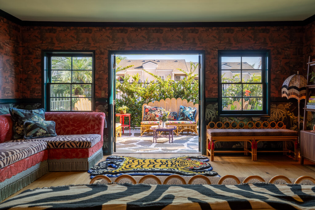 Bungalow private patio at Lafayette Hotel San Diego