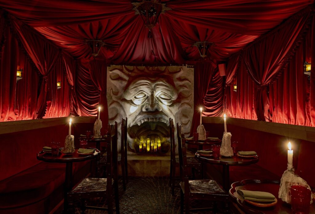 Quixote restaurant at Lafayette Hotel and Club
