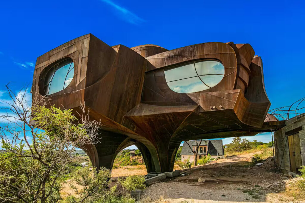 Robert Bruno Steel House in Ransom Canyon, Texas. (Photo courtesy of Airbnb)