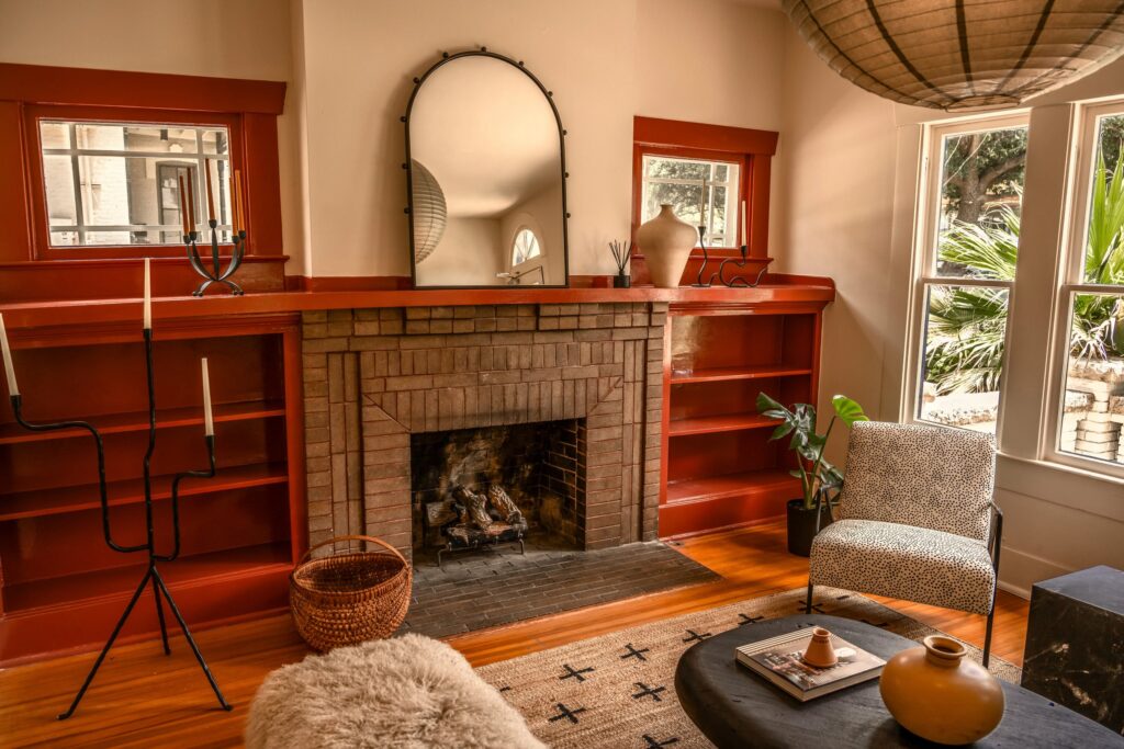 The living room of Frank Darling's Austin location.