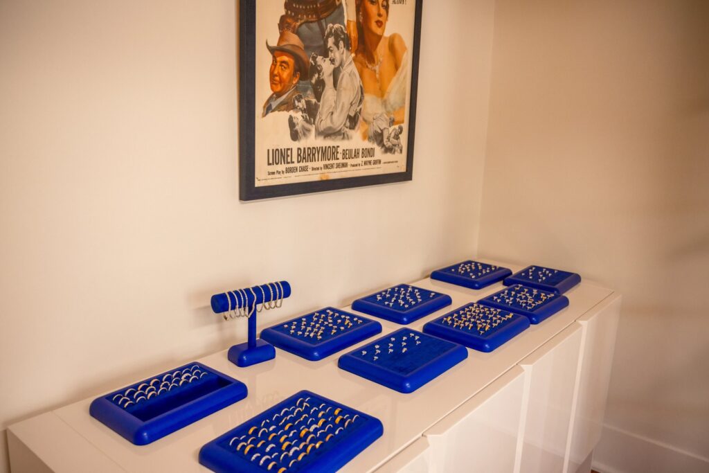 Frank Darling has a selection of natural and lab-grown diamonds.