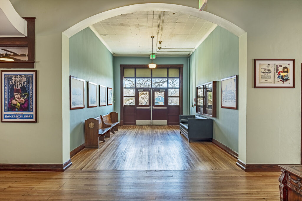 Weiss Architecture combines adaptive reuse and historic preservation of a 1911 school and transforms the buliding into a place suitable for the commercial office needs of the 21st century creative professional. (Photo by Patrick Wong)