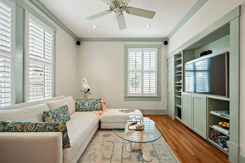 The living room at 800 W. Lynn St.