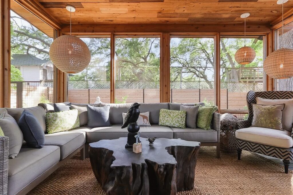 The living room at 713 E 32nd St.