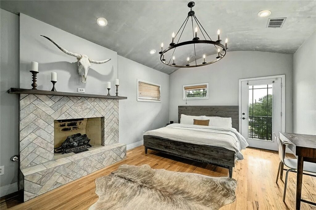 The main bedroom at 2203 Lindell Ave.