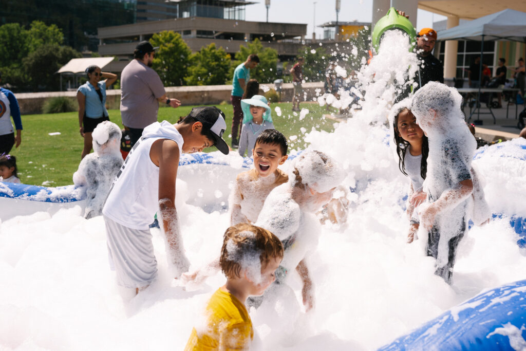 Bubblepalooza at Long Center's Community Day (photo by Brynn Osborn)