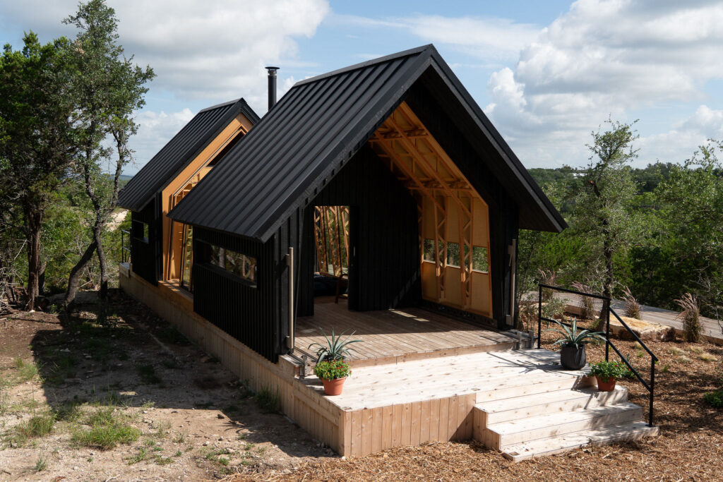 Exterior of Cabin ANNA at Lagom Retreat