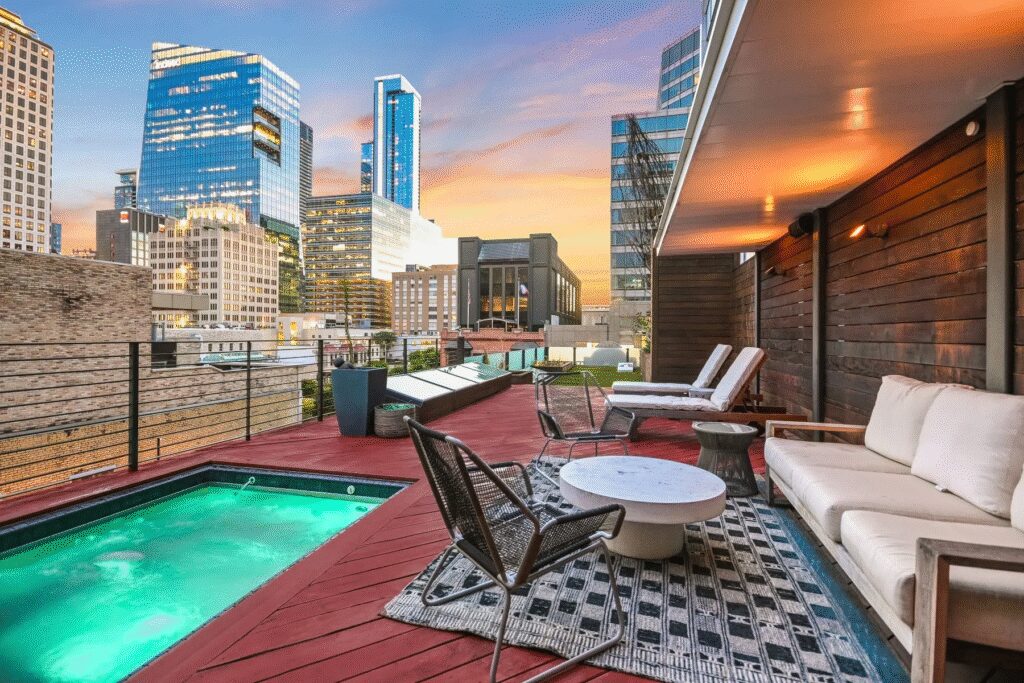 811 Congress Avenue is a fully renovated historic property with 5 bedrooms and 8 full bathrooms in 8,803 square feet.