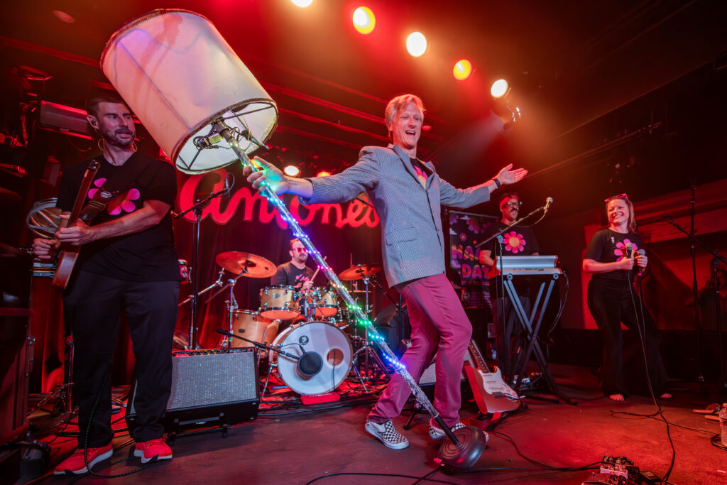 © David Brendan Hall / www.davidbrendanhall.com